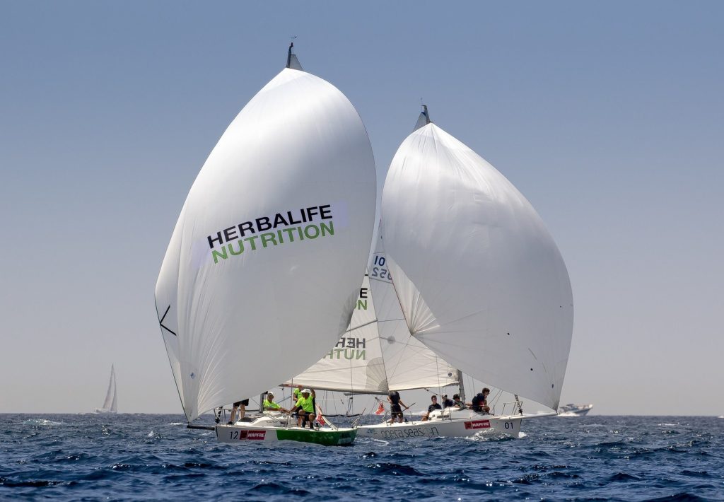 Foto de Herbalife Nutrition patrocina la nueva clase J70 y un barco